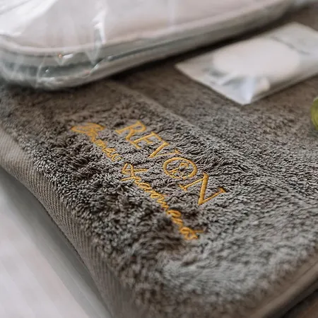 Revon Business 48 Dunajska, Free Parking ברטיסלאבה