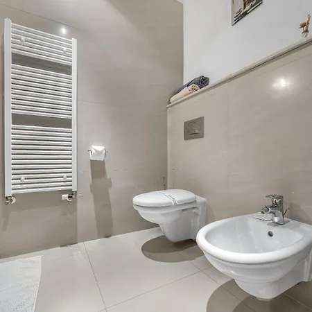Revon Business 48 Dunajska, Free Parking Apartment *